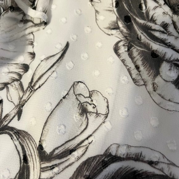 Liz Claiborne Career Sleeveless Floral Top - Picture 5 of 5